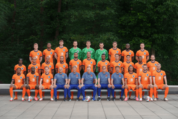 英格兰前球,星汤姆,哈德斯通妻,188bet金宝博登录入口,188bet金宝博平台,188bet金宝博注册网址,188bet金宝博app,188bet金宝博官网,188bet金宝博网站,188bet金宝博网页版